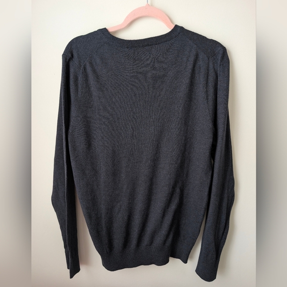 Croft & Barrow Classic Navy The Easy Care V-neck Sweater Size Small NEW - Picture 5 of 6